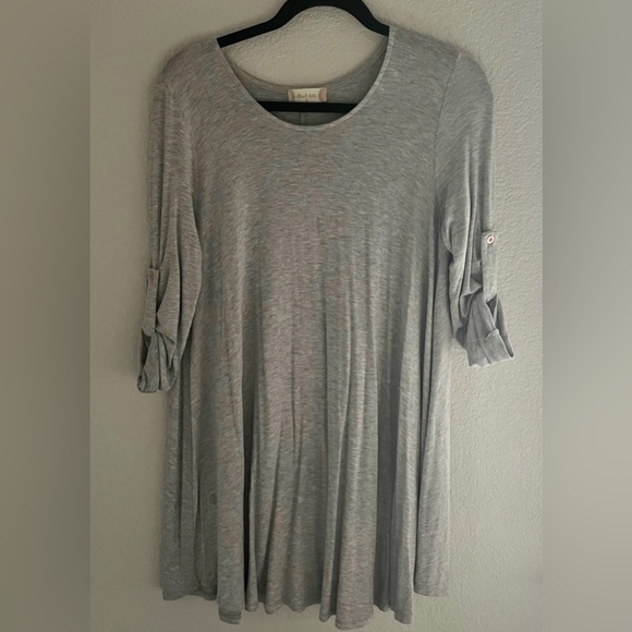 Alter’d State grey swing dress and Old Navy dress - Picture 5 of 11